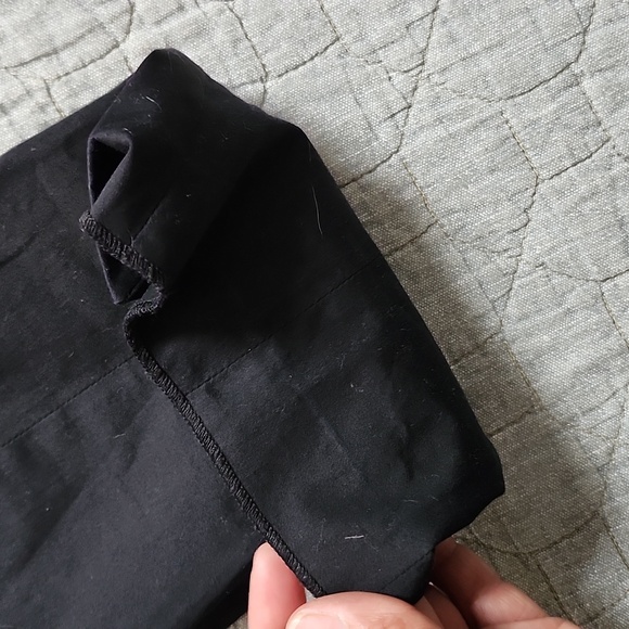 Not In Resale Condition - Picture 2 of 3